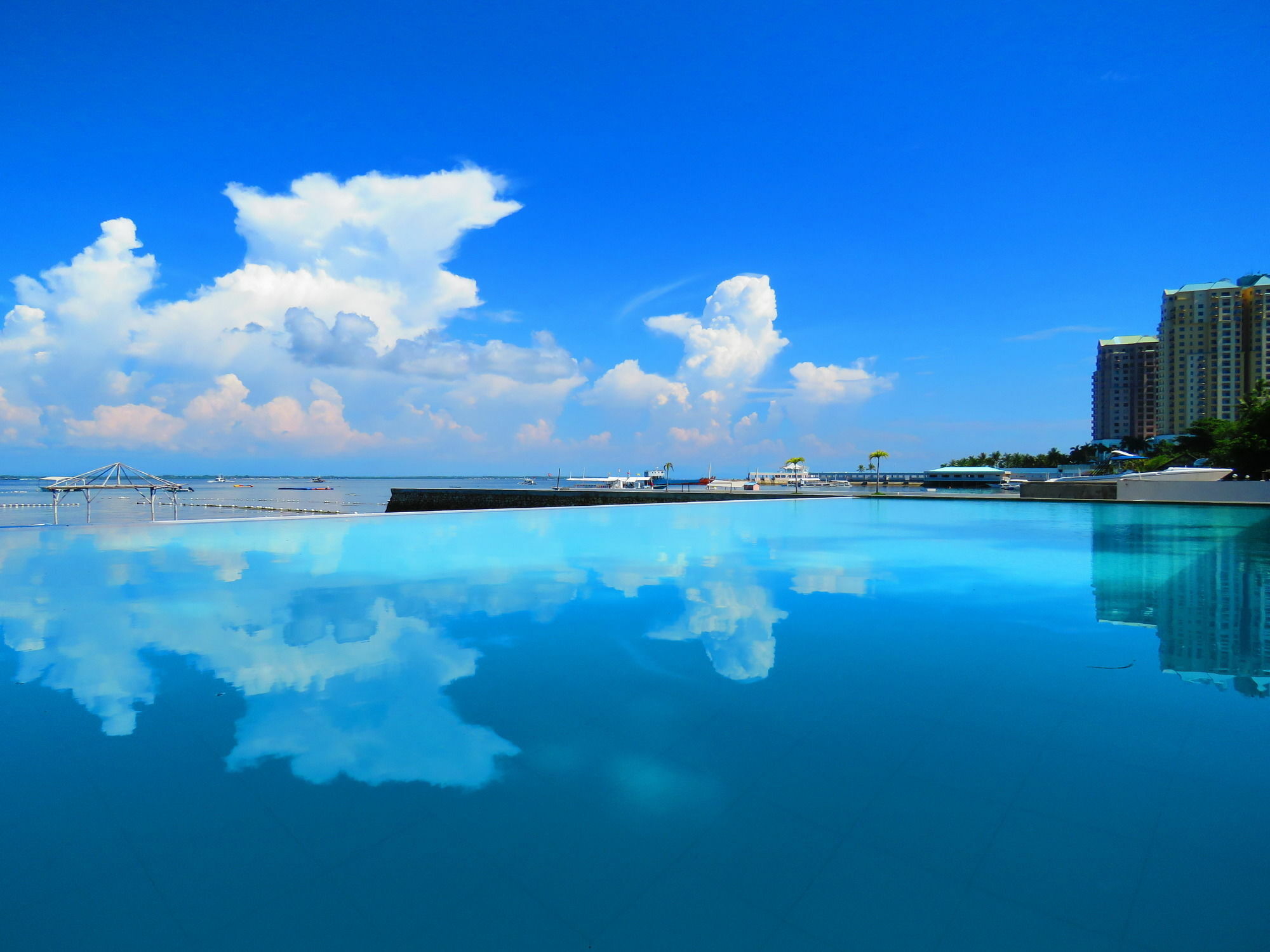Hotel Aozora Seaside Mactan à Île de Mactan Extérieur photo